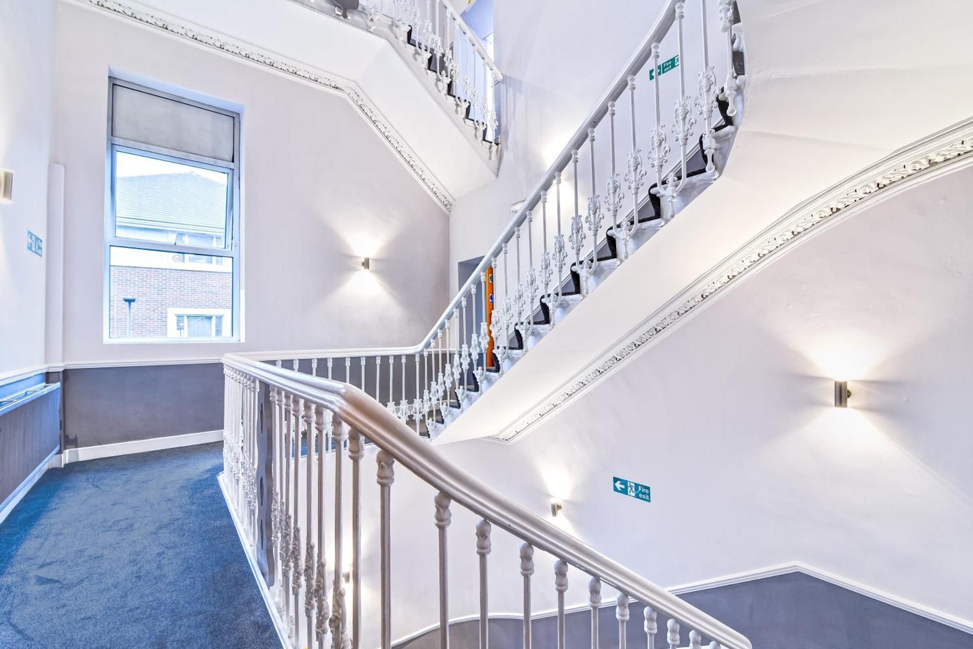 Aston Court Derby City Centre By Belvilla Ngoại thất bức ảnh